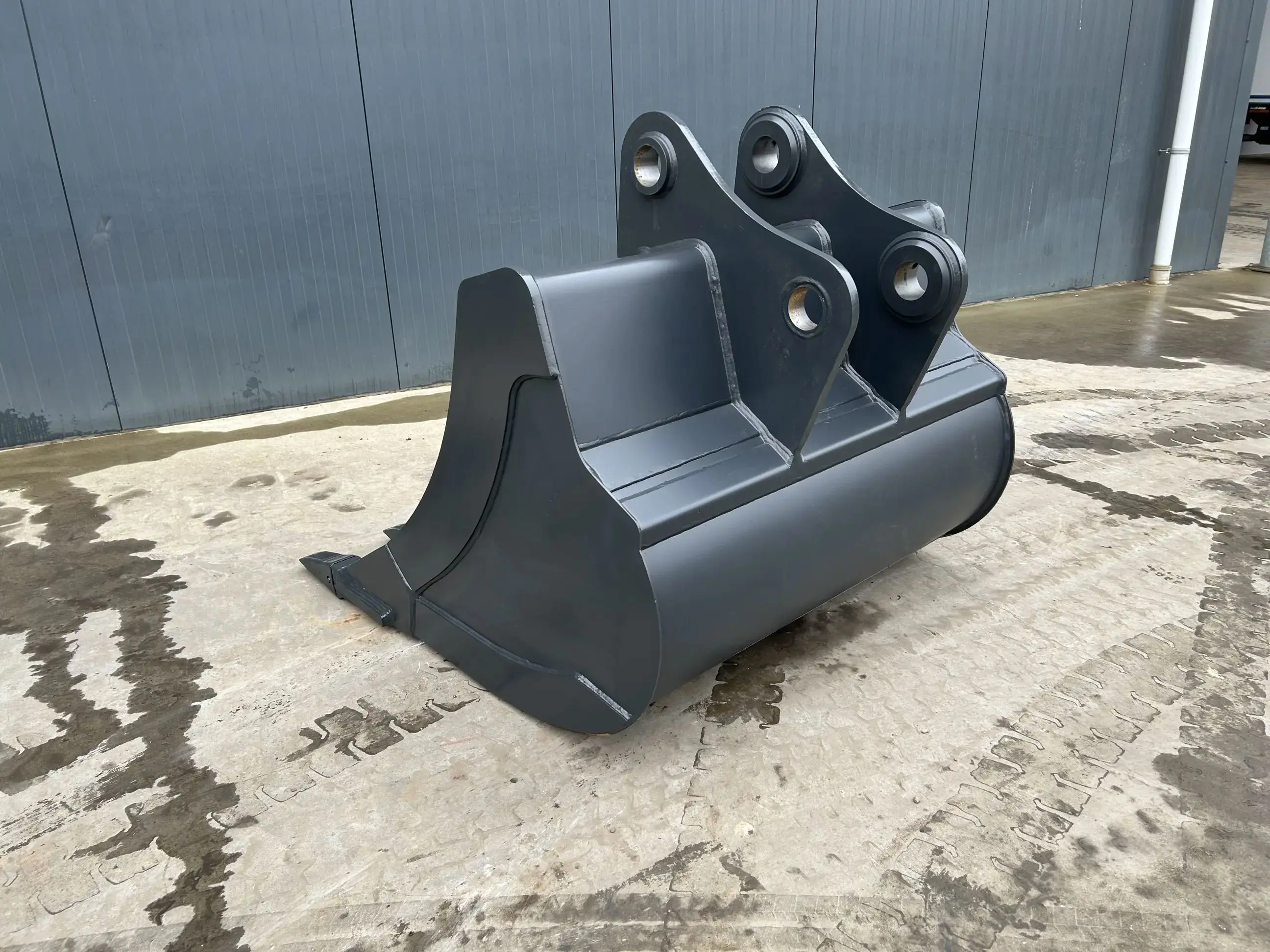Hitachi ZX210 - 1.40m – #906917 – Smitma